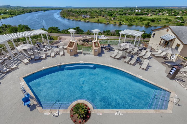 Pool Hotel