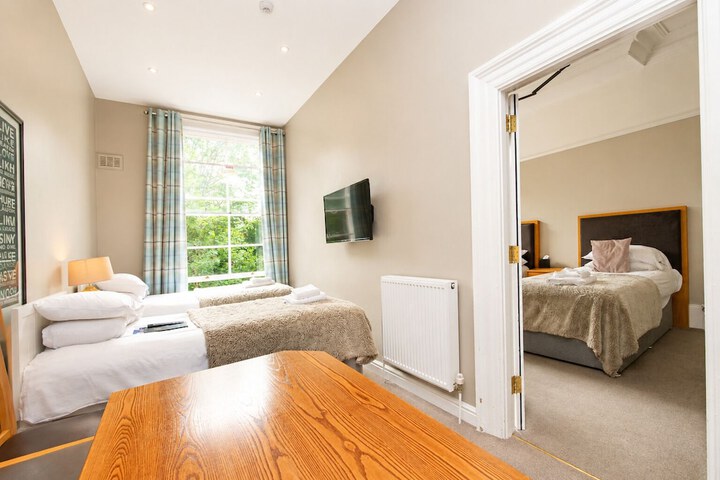 Room 34 of 75