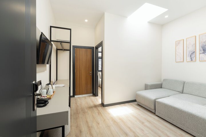 Room 28 of 111