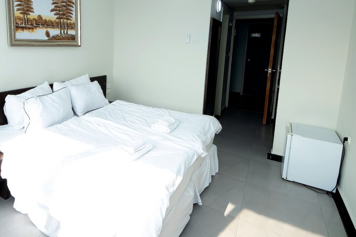 Room 35 of 123
