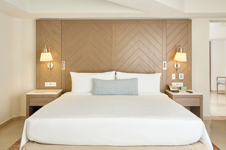 Room 35 of 160