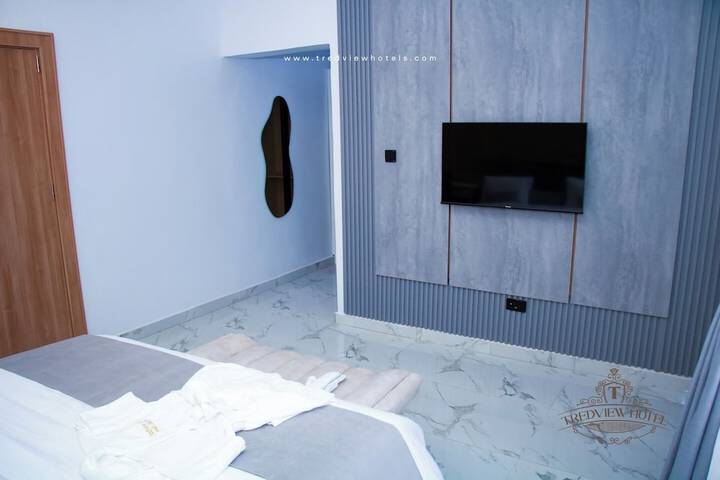 Room 6 of 21