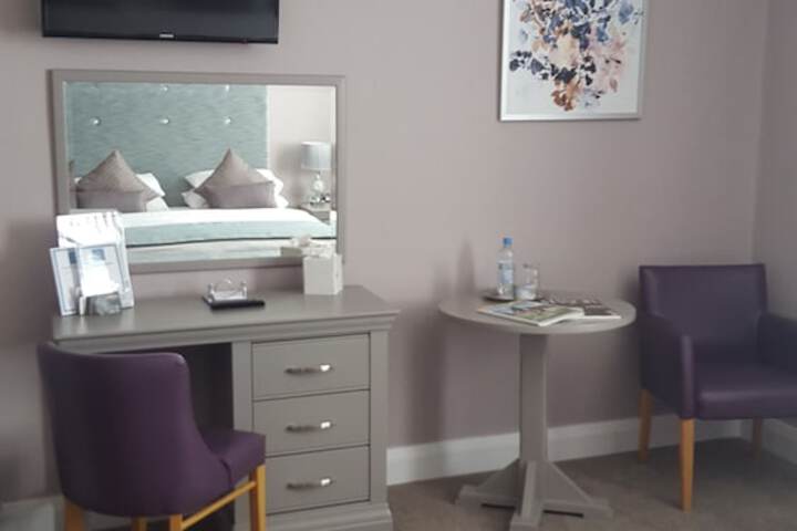 Room 27 of 70