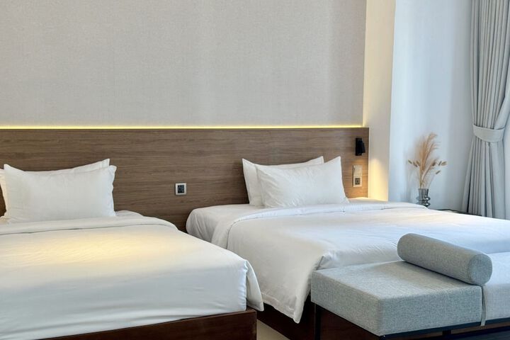 Room 10 of 96