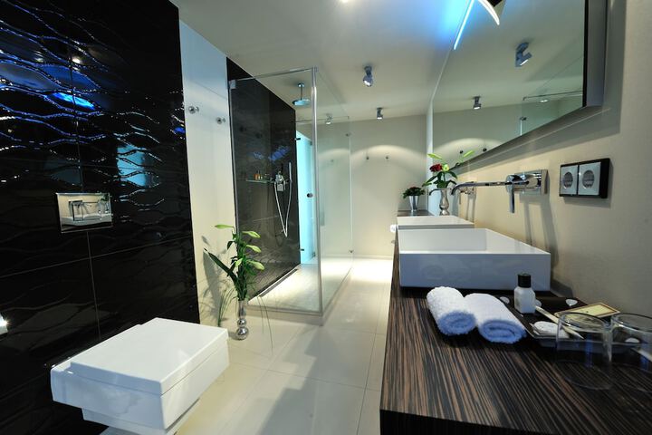 Room 43 of 80