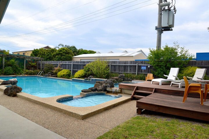 Pool 46 of 53