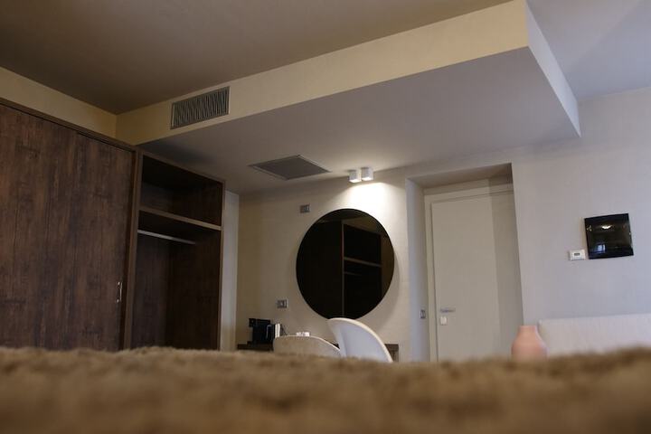 Room 21 of 88
