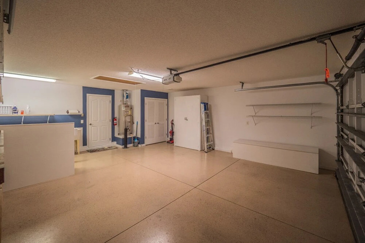 Room 10 of 21