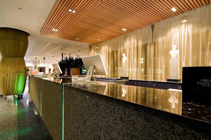 Hotel Lobby