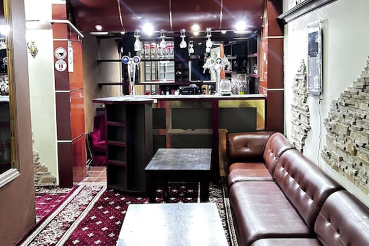 Room 7 of 17