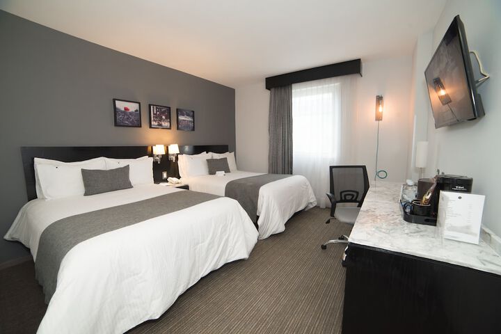 Room 35 of 118