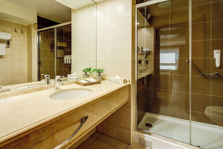 Clean Restrooms