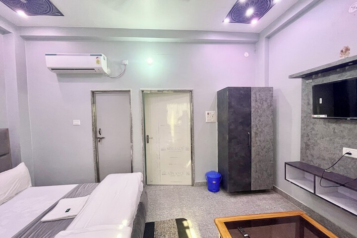 Room 16 of 59