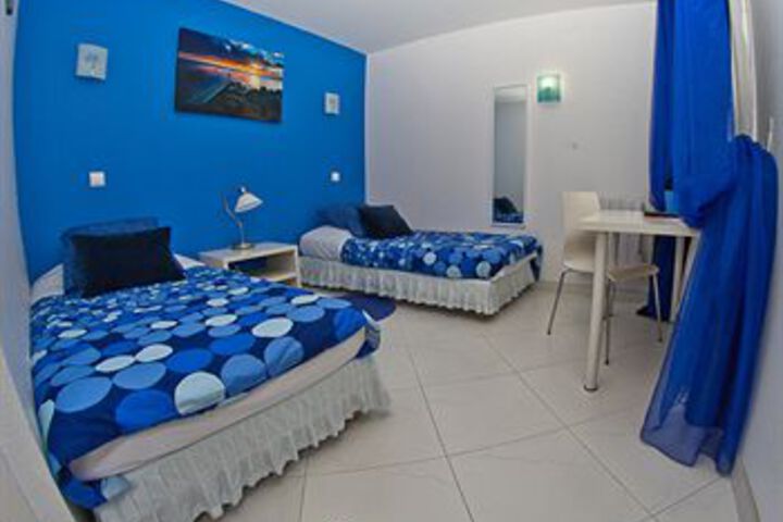 Hotel Suite Photo