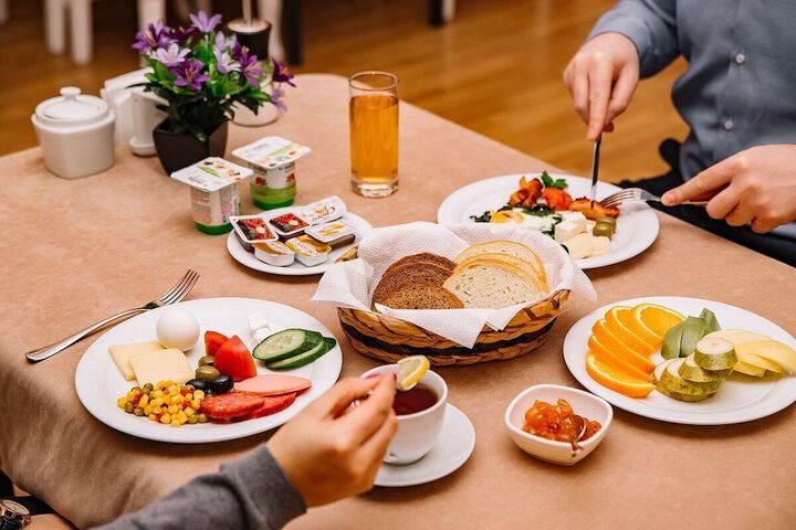 Breakfast/Coffee Service 21 of 26