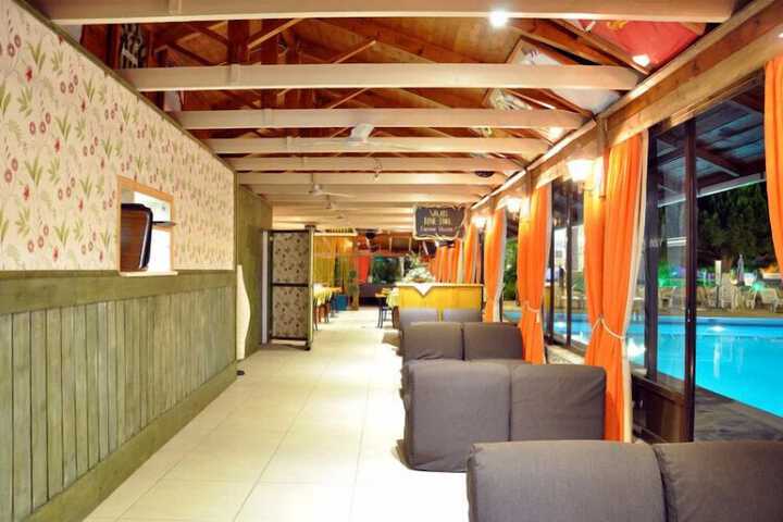 Terrace/Patio 50 of 56