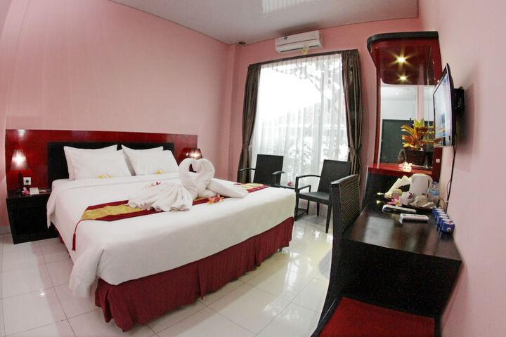 Room 11 of 26