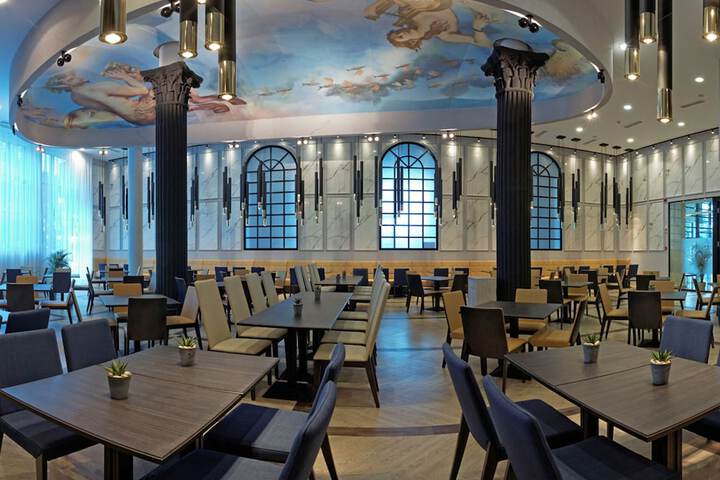 Dining Photos