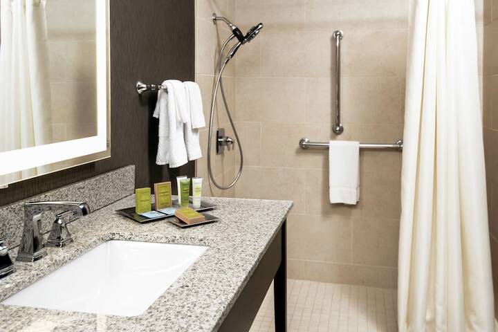 Bathroom shower