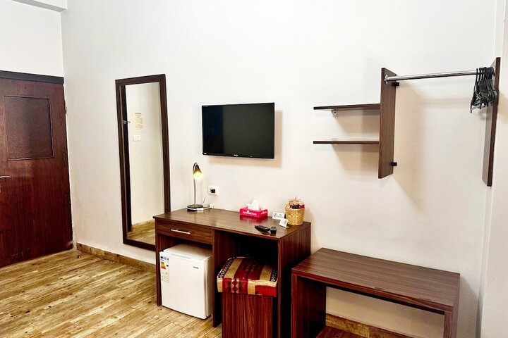 Room 36 of 114