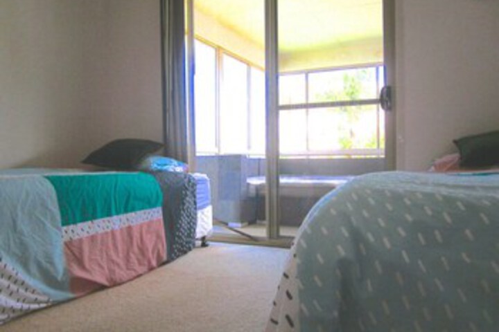 Room 9 of 17