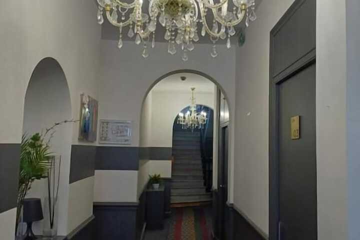 Ballroom/Hall 16 of 16