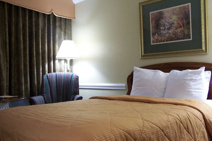 guest_rooms