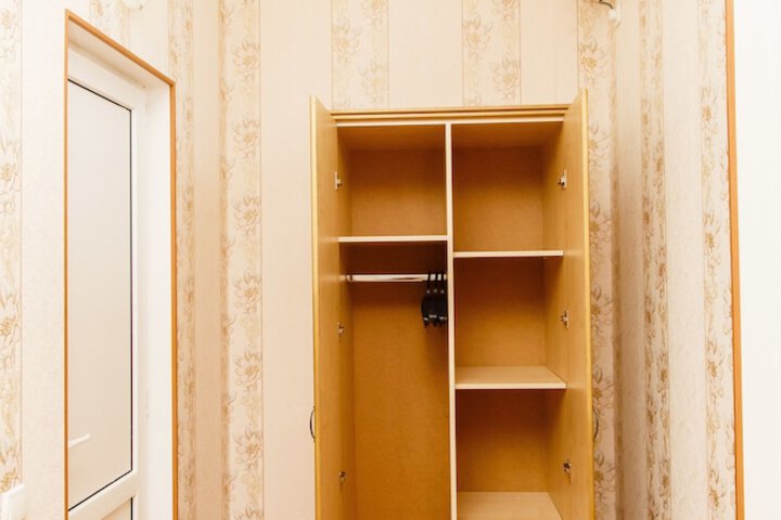 Room 4 of 47