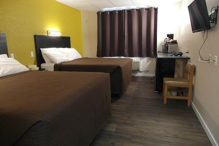 Room 6 of 27