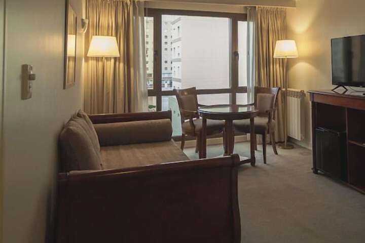 Room 11 of 49