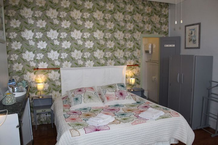 Room 15 of 43