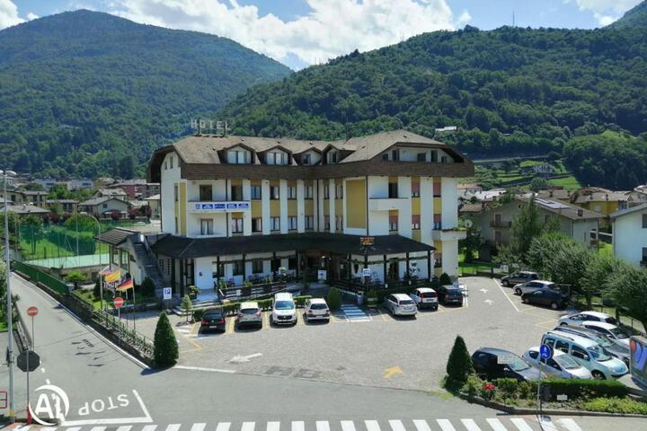 Hotel Rezia Valtellina