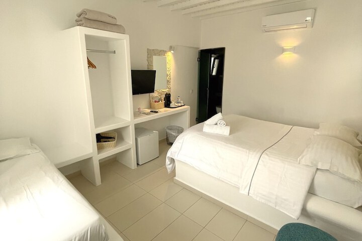 Room 20 of 93