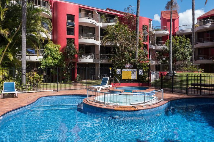Hotel Pool