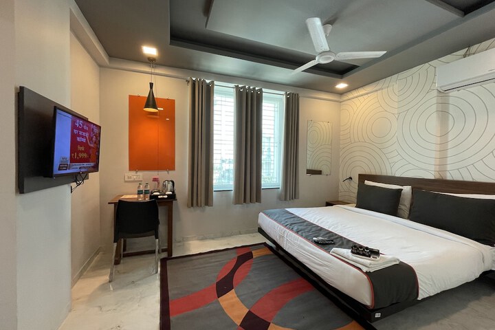 Room 16 of 31