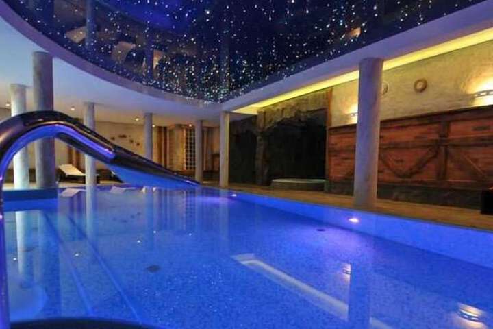 Pool 23 of 58
