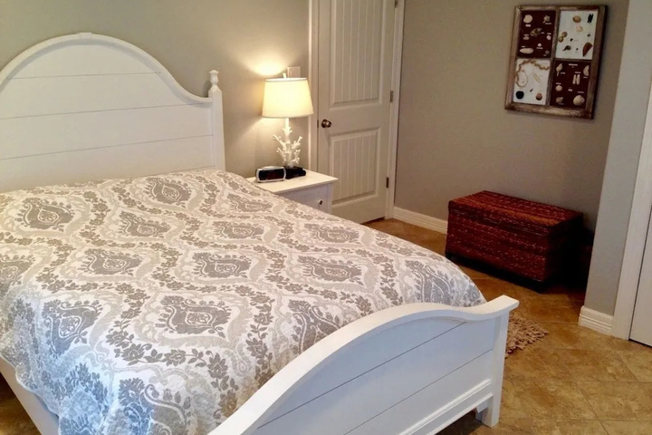 Room 6 of 21