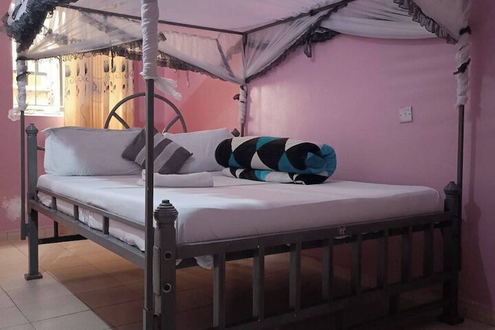 Room 19 of 36