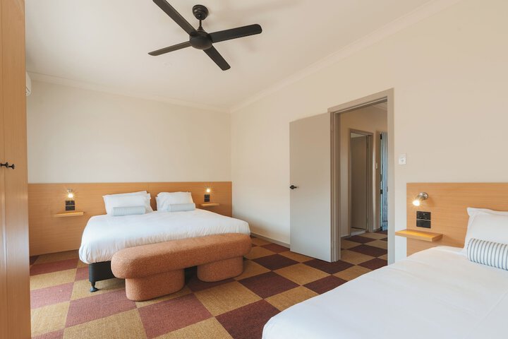 Room 54 of 167