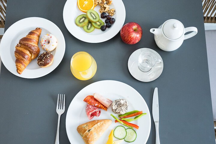 Breakfast/Coffee Service 50 of 53