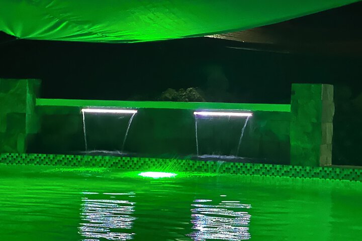 Pool 77 of 124