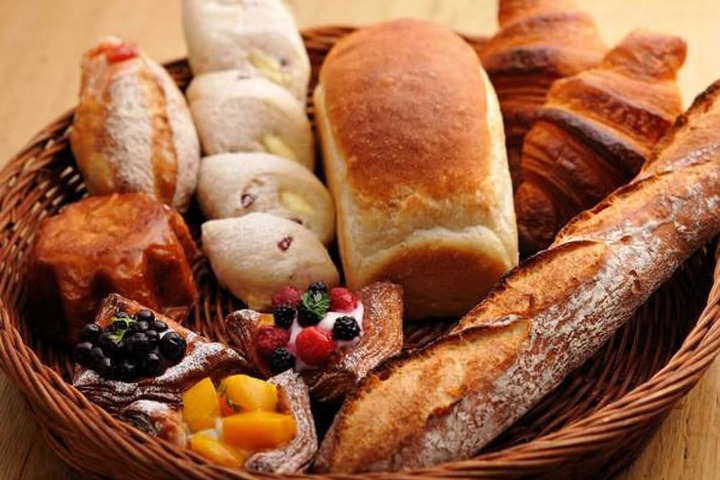 Breakfast/Coffee Service 99 of 117