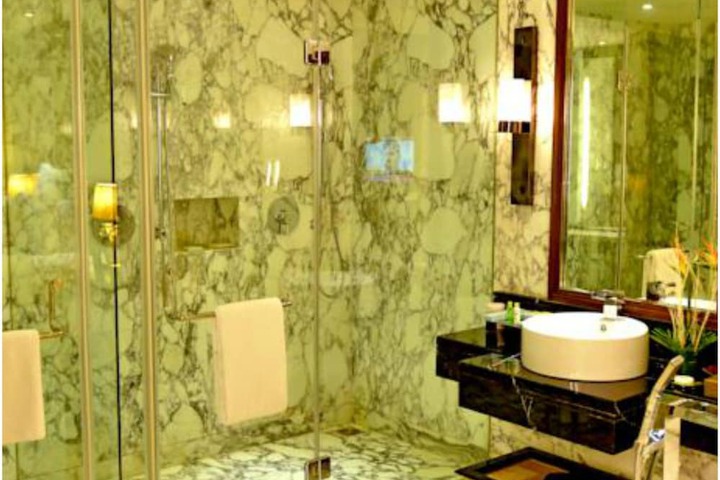 Room 28 of 55