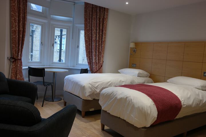 Room 28 of 56