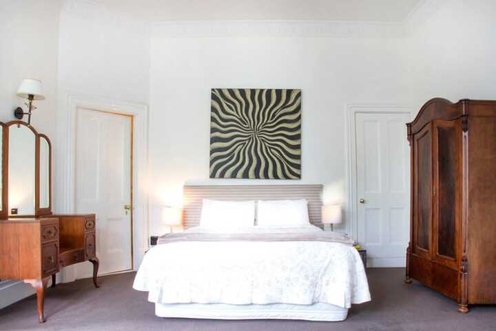 Room 15 of 63