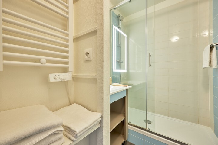 Bath Interior