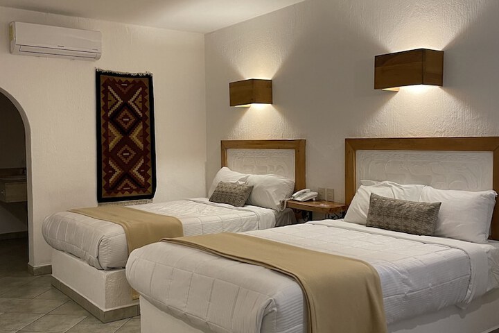 Room 15 of 59