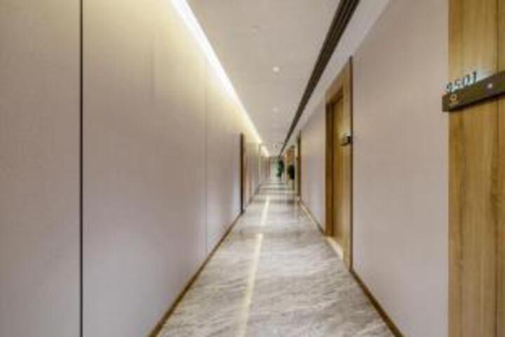 Waltz smart hotel