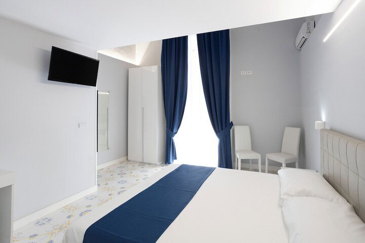 Room 56 of 111