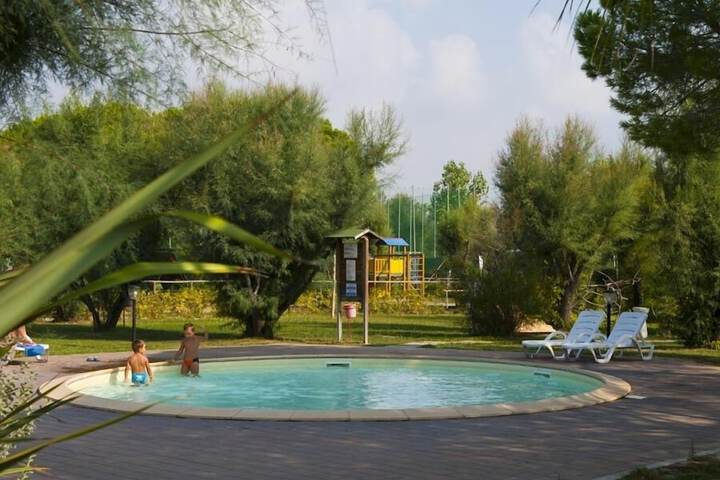 Hotel Pool